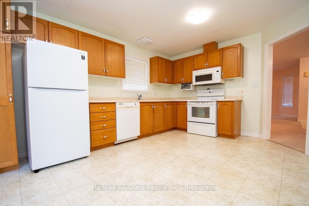 41 Mcgibbon Boulevard, Kawartha Lakes, Ontario K9V 6G4 - Photo 13 - X13818380