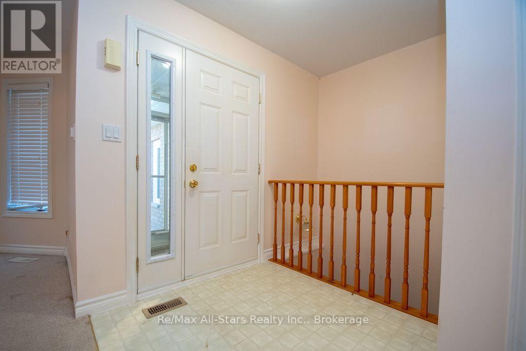 41 Mcgibbon Boulevard, Kawartha Lakes, Ontario K9V 6G4 - Photo 4 - X13818380