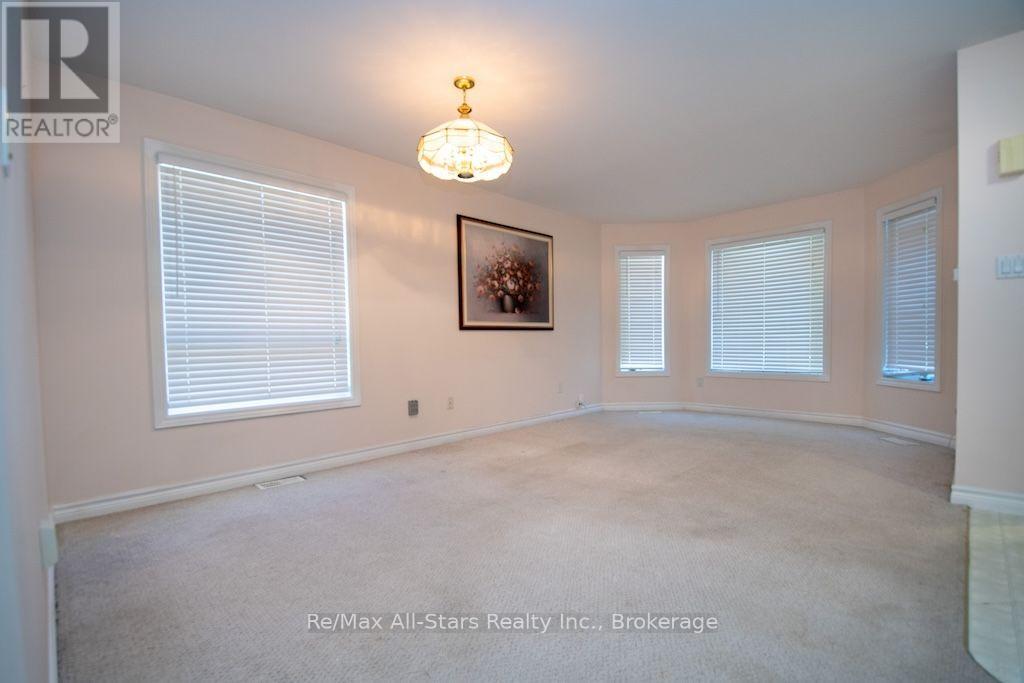 41 Mcgibbon Boulevard, Kawartha Lakes, Ontario K9V 6G4 - Photo 9 - X13818380