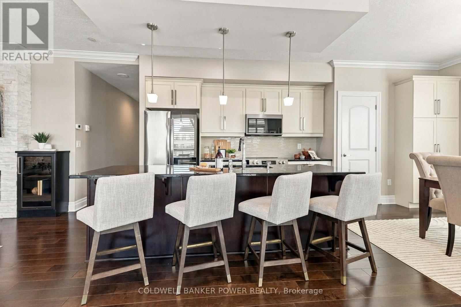 1305 - 240 Villagewalk Boulevard, London North, Ontario  N6G 0P6 - Photo 14 - X13818576