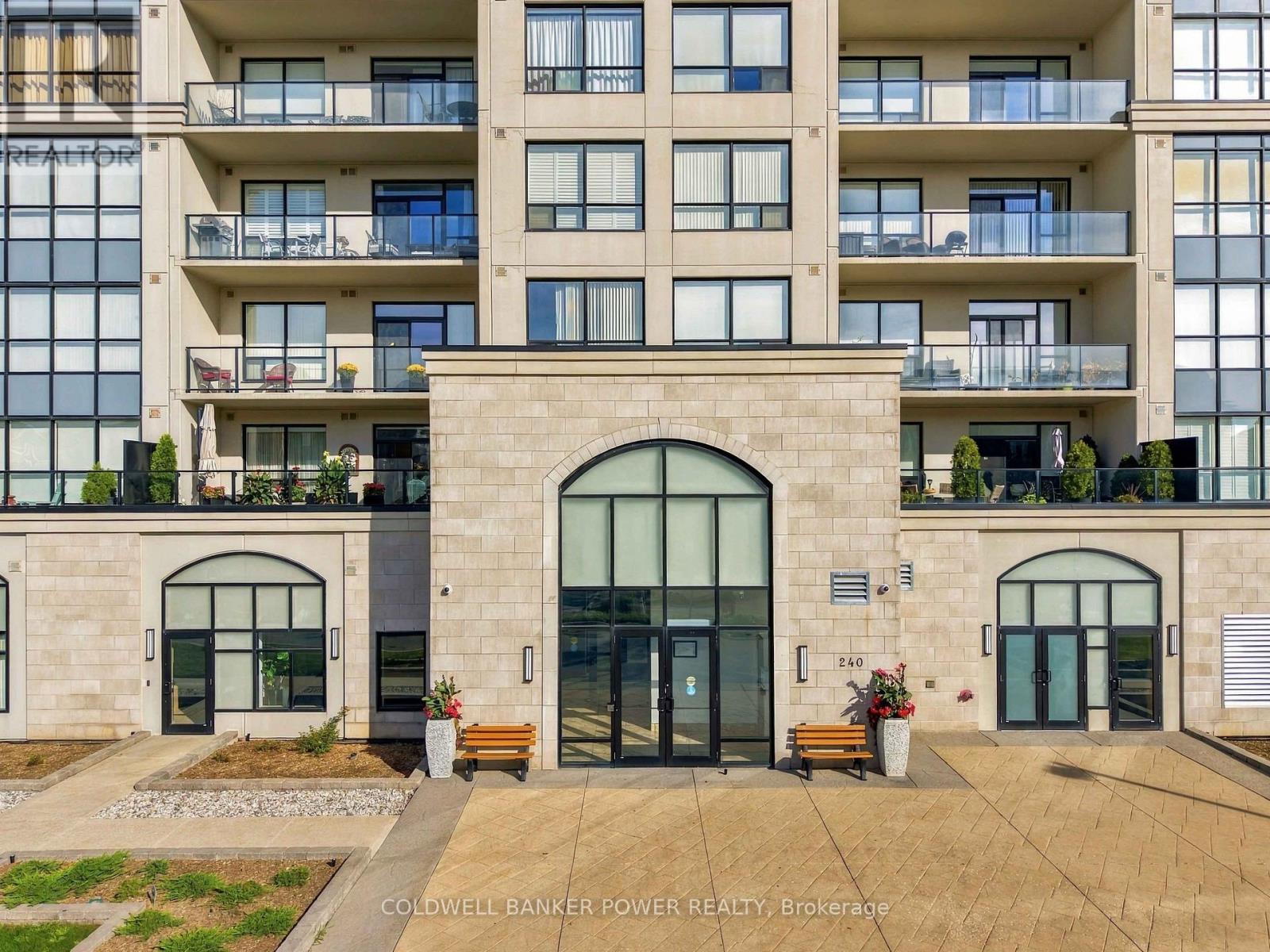 1305 - 240 Villagewalk Boulevard, London North, Ontario  N6G 0P6 - Photo 4 - X13818576