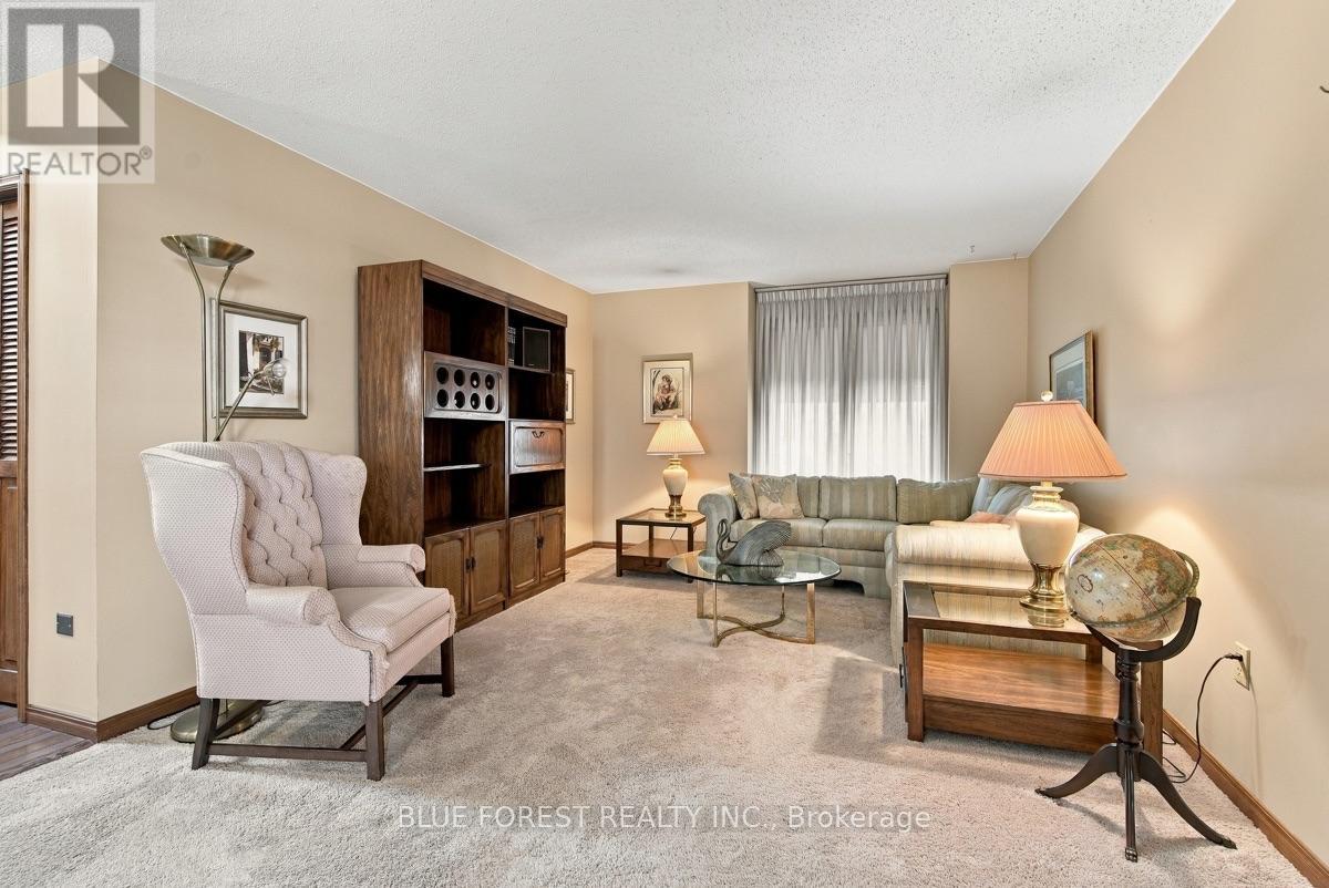 14 Dundee Place, London South, Ontario  N6C 5E6 - Photo 7 - X13818586