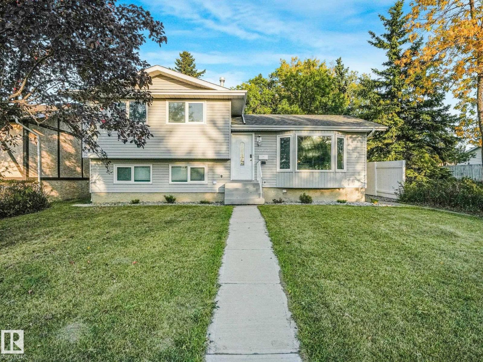3903 62 St Nw, Edmonton, Alberta  T6L 1A4 - Photo 3 - E4509959