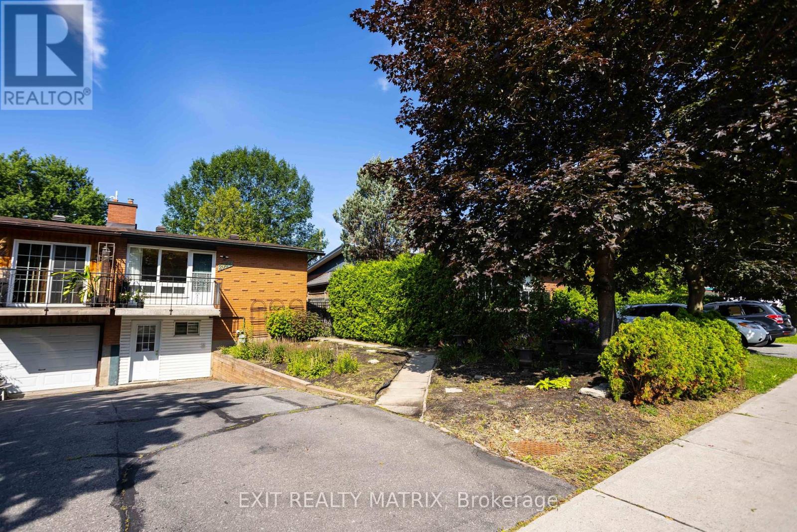 2064 St Laurent Boulevard, Ottawa, Ontario  K1G 1A9 - Photo 3 - X13818386