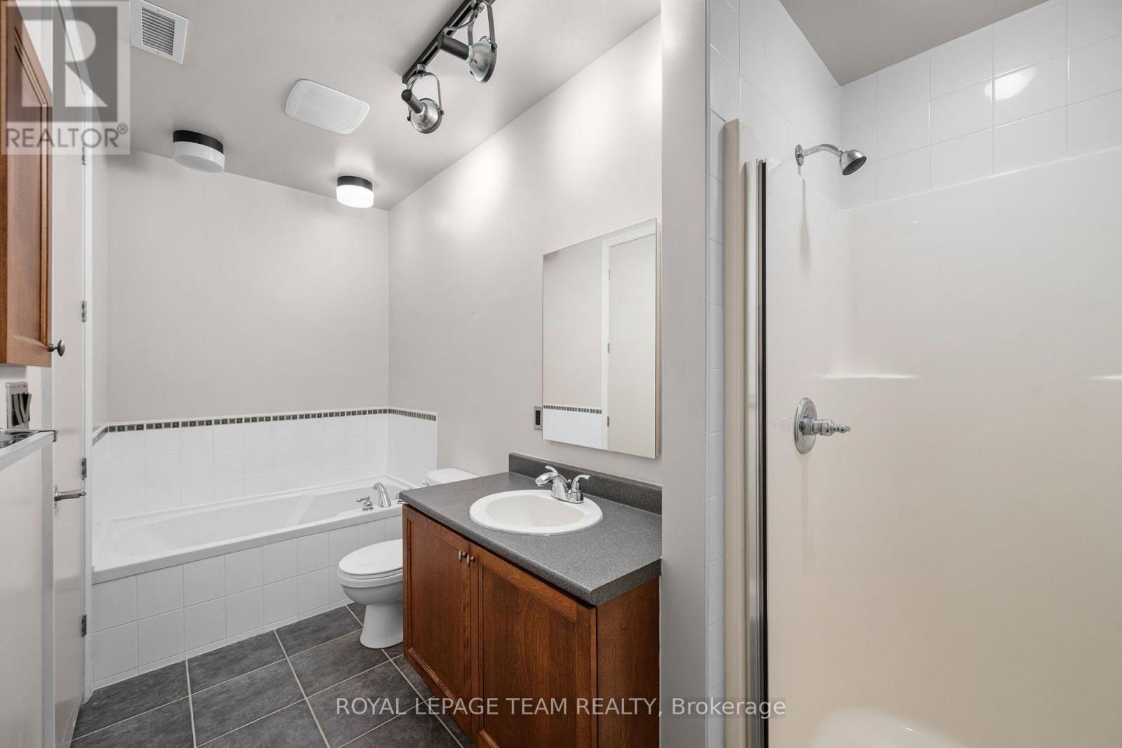 202 - 260 Besserer Street, Ottawa, Ontario K1N 1J3 - Photo 10 - X13818482