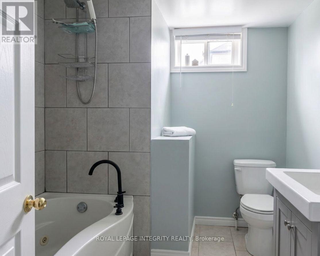 176 Oakridge Boulevard, Ottawa, Ontario  K2G 2V2 - Photo 14 - X13818604