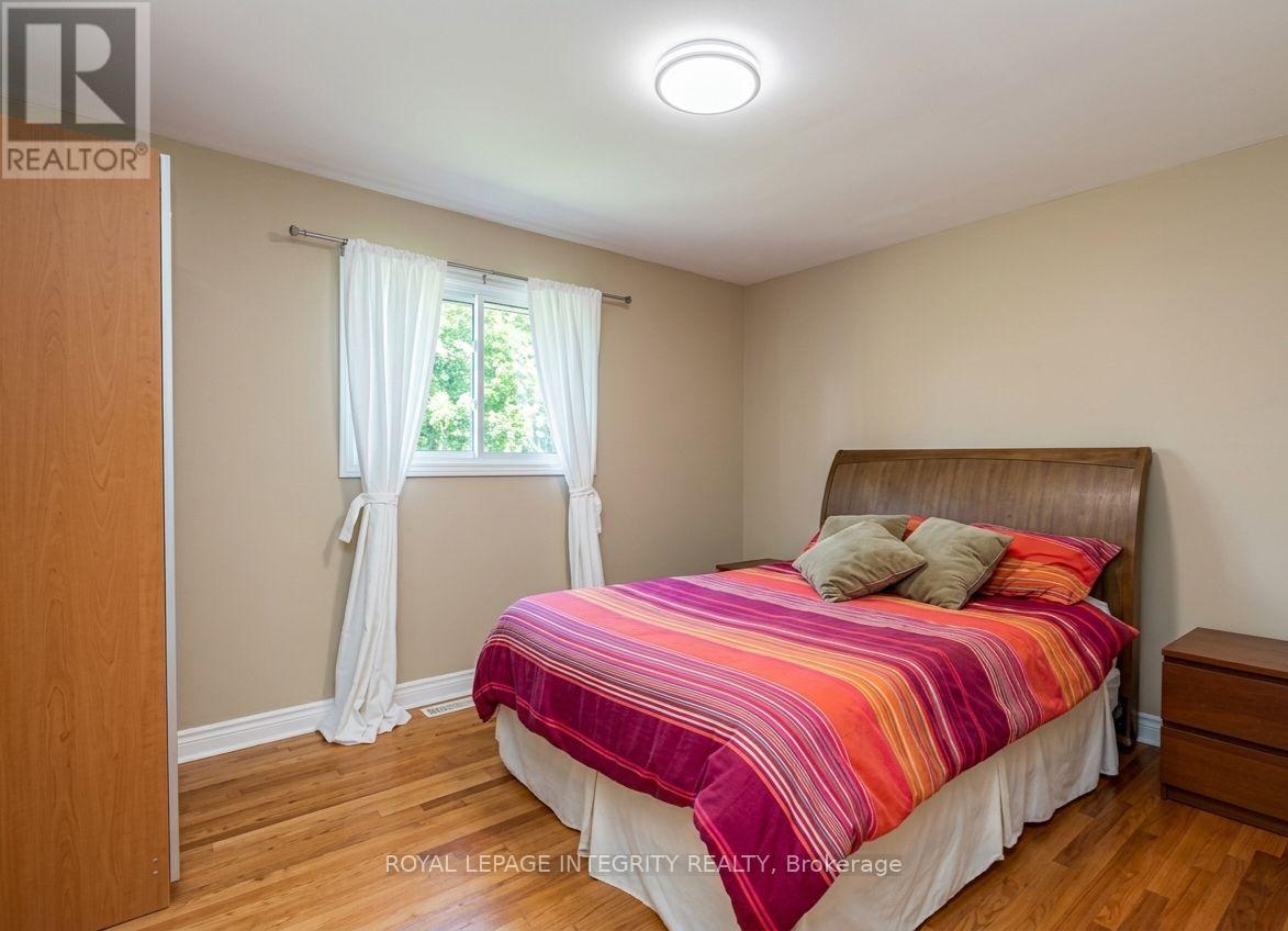 176 Oakridge Boulevard, Ottawa, Ontario  K2G 2V2 - Photo 7 - X13818604
