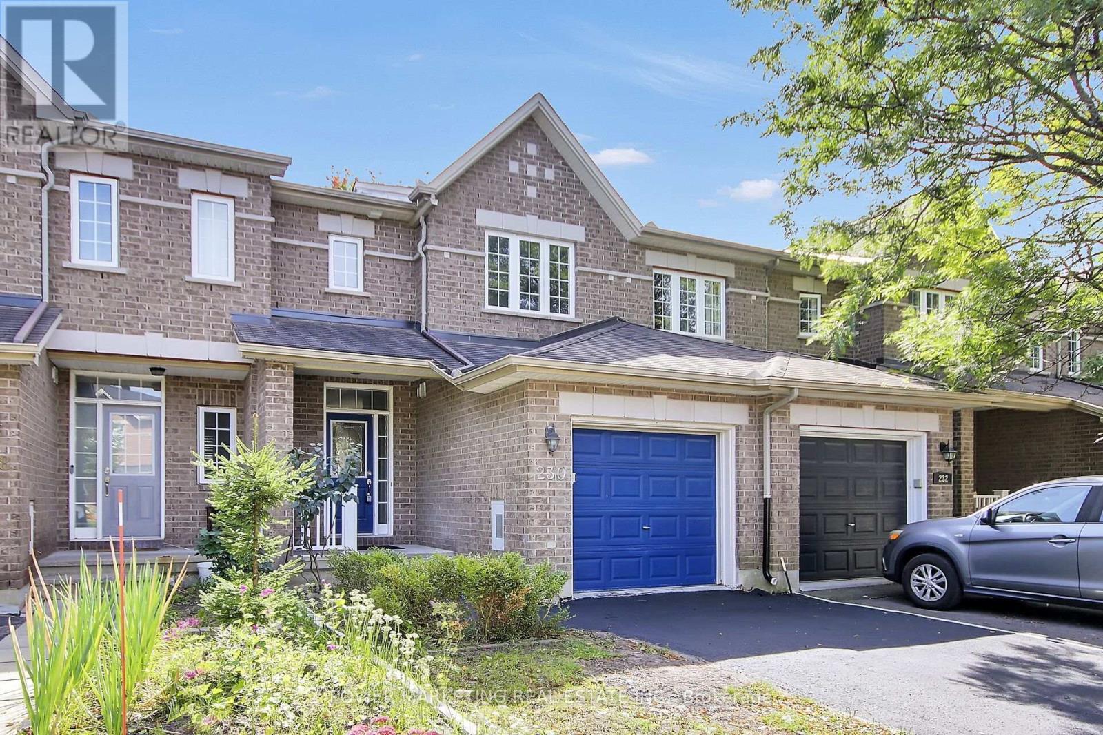 230 Bookton Place, Ottawa, Ontario  K1V 2H5 - Photo 2 - X13818648