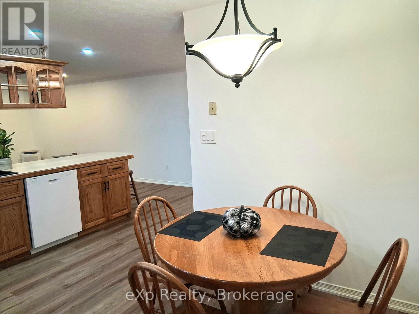 202 - 85 William Street N, Brockton, Ontario  N0G 2V0 - Photo 13 - X13135350