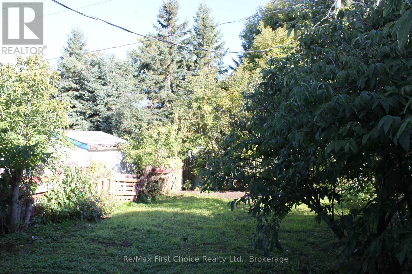 195 Limbrick Street, Thunder Bay, Ontario  P7C 4S6 - Photo 3 - X13818590