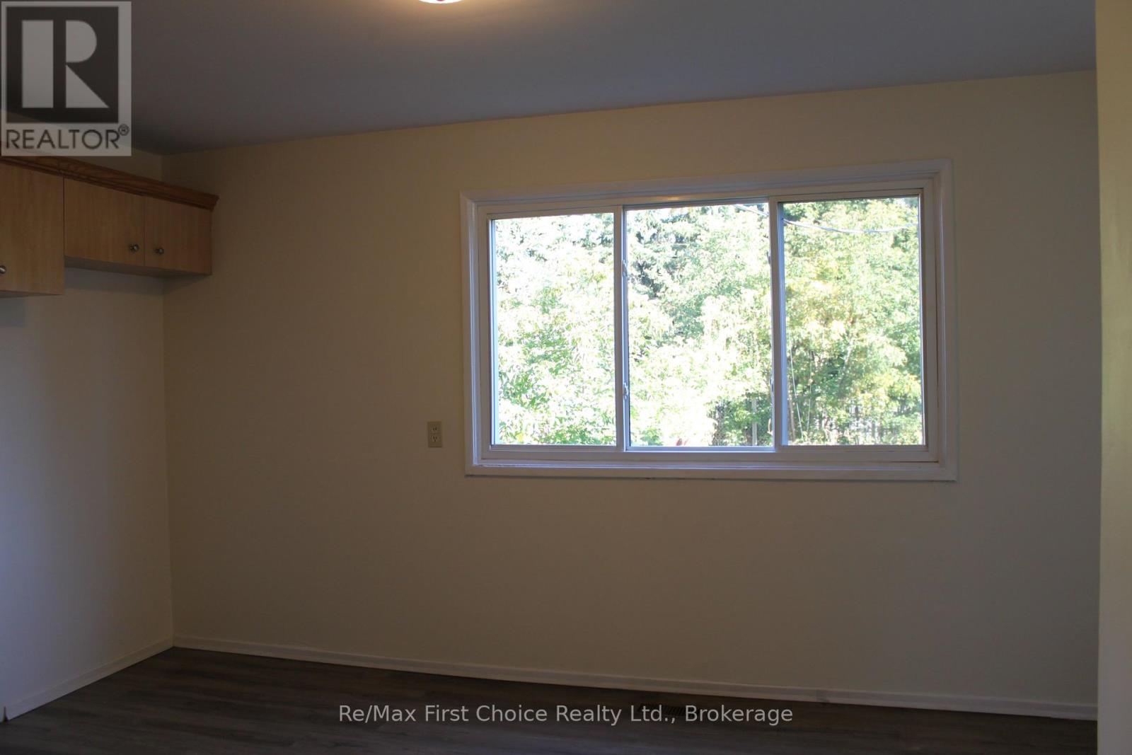 195 Limbrick Street, Thunder Bay, Ontario  P7C 4S6 - Photo 7 - X13818590