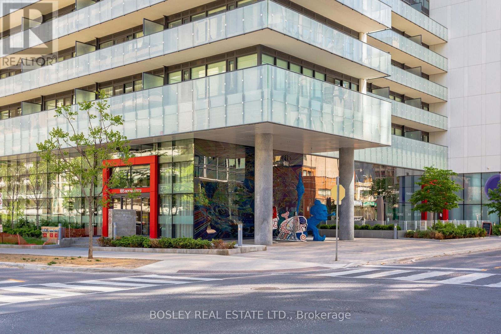 1702 - 185 ROEHAMPTON AVENUE, Toronto, Ontario