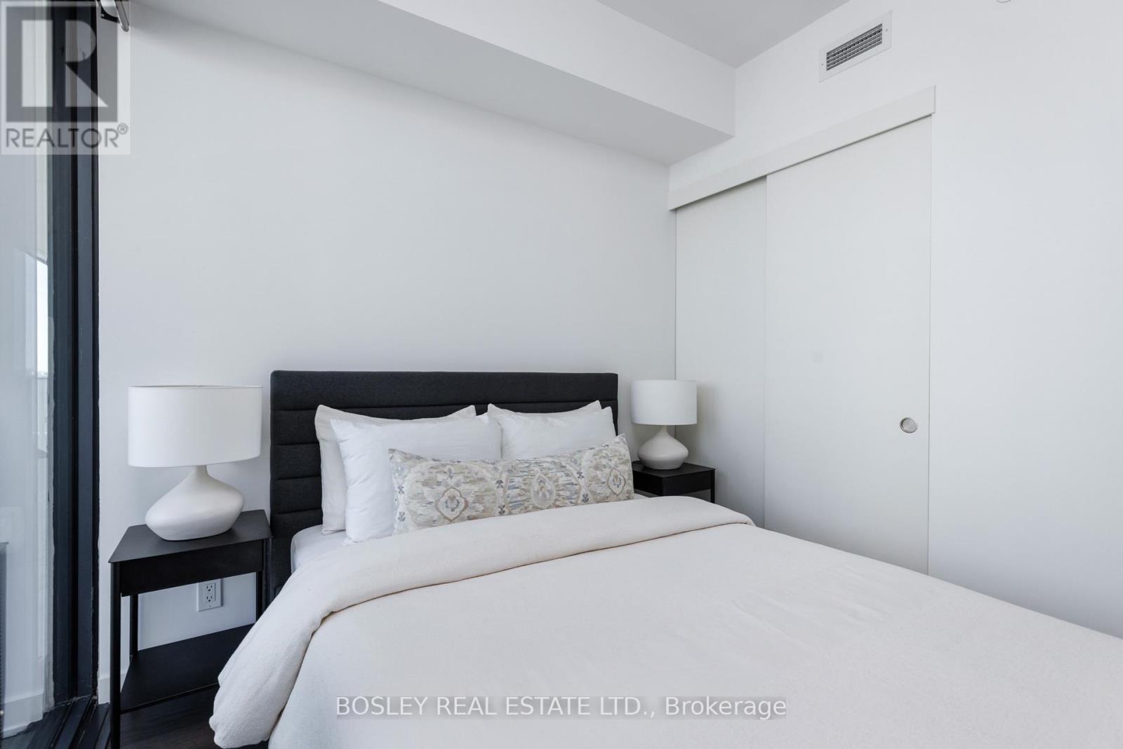 1702 - 185 Roehampton Avenue, Toronto, Ontario  M4P 0C6 - Photo 30 - C13818592