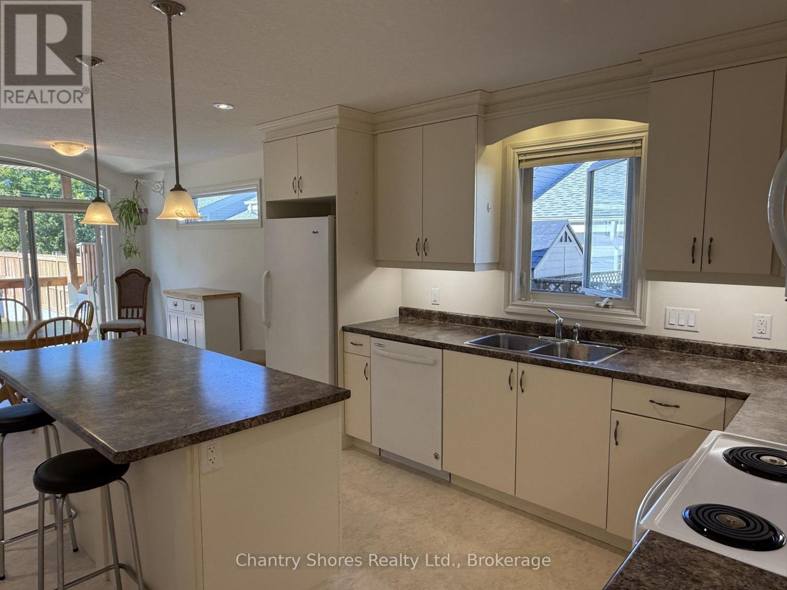 806 Arlington Street, Saugeen Shores, Ontario  N0H 2C4 - Photo 17 - X13818508