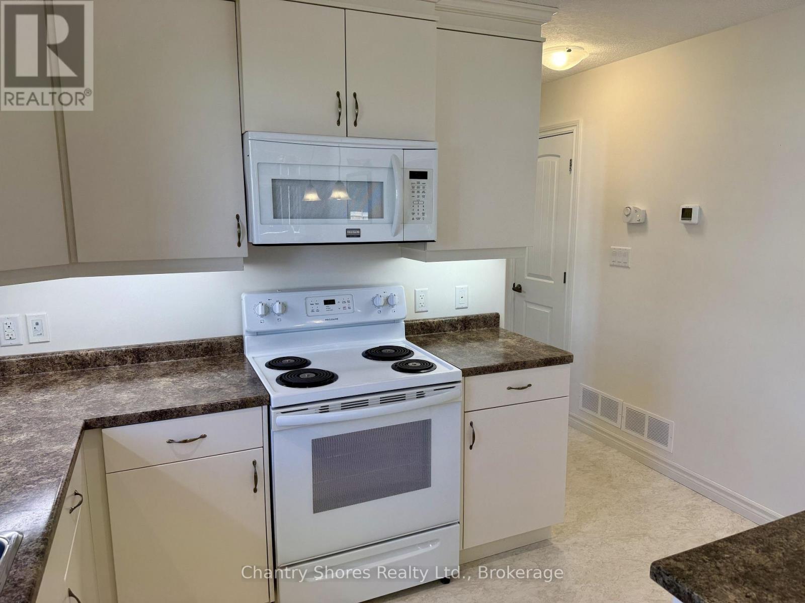806 Arlington Street, Saugeen Shores, Ontario  N0H 2C4 - Photo 24 - X13818508
