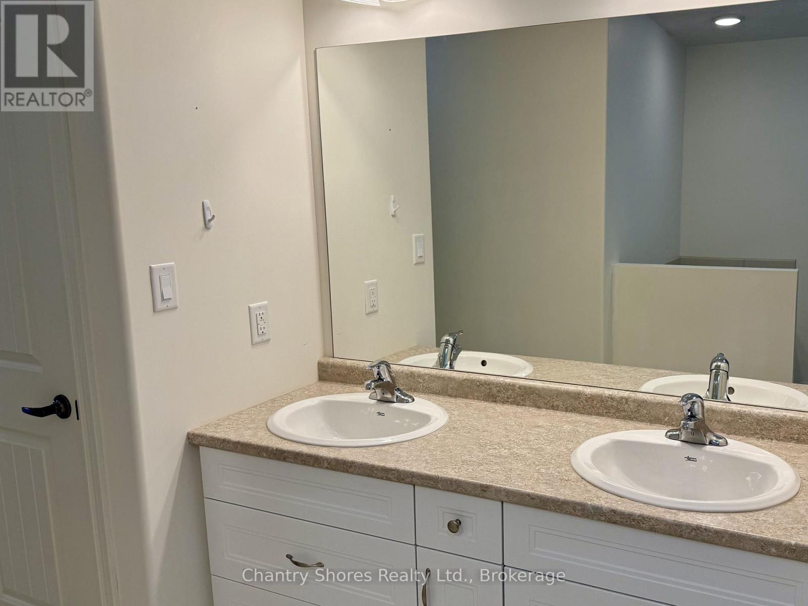 806 Arlington Street, Saugeen Shores, Ontario  N0H 2C4 - Photo 31 - X13818508