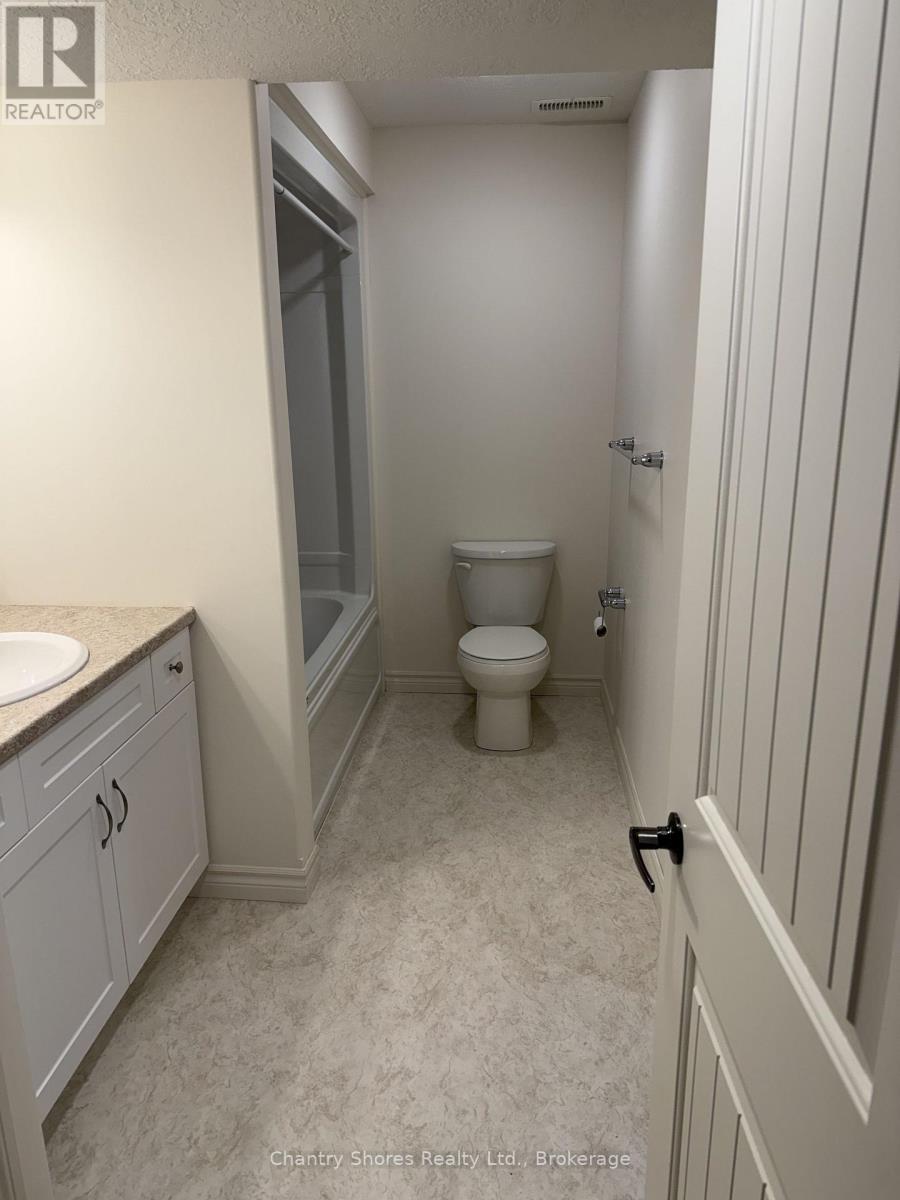 806 Arlington Street, Saugeen Shores, Ontario  N0H 2C4 - Photo 35 - X13818508