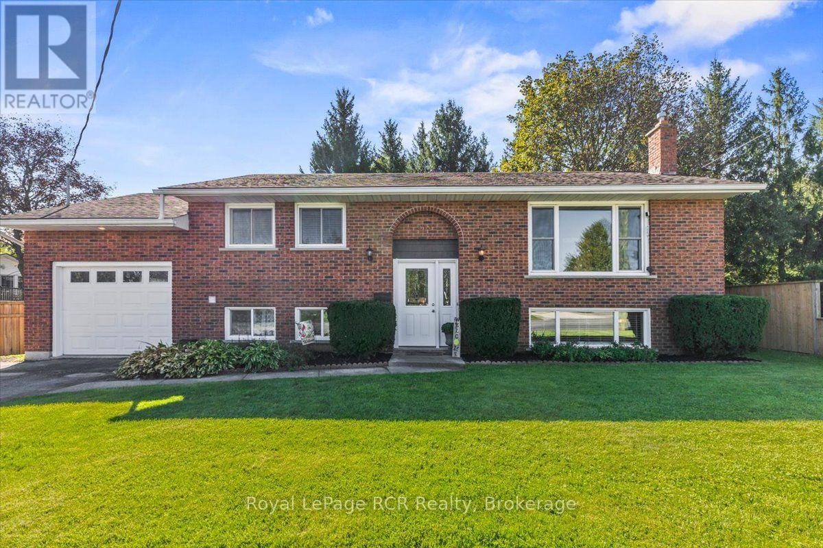513 6TH STREET, Hanover, Ontario
