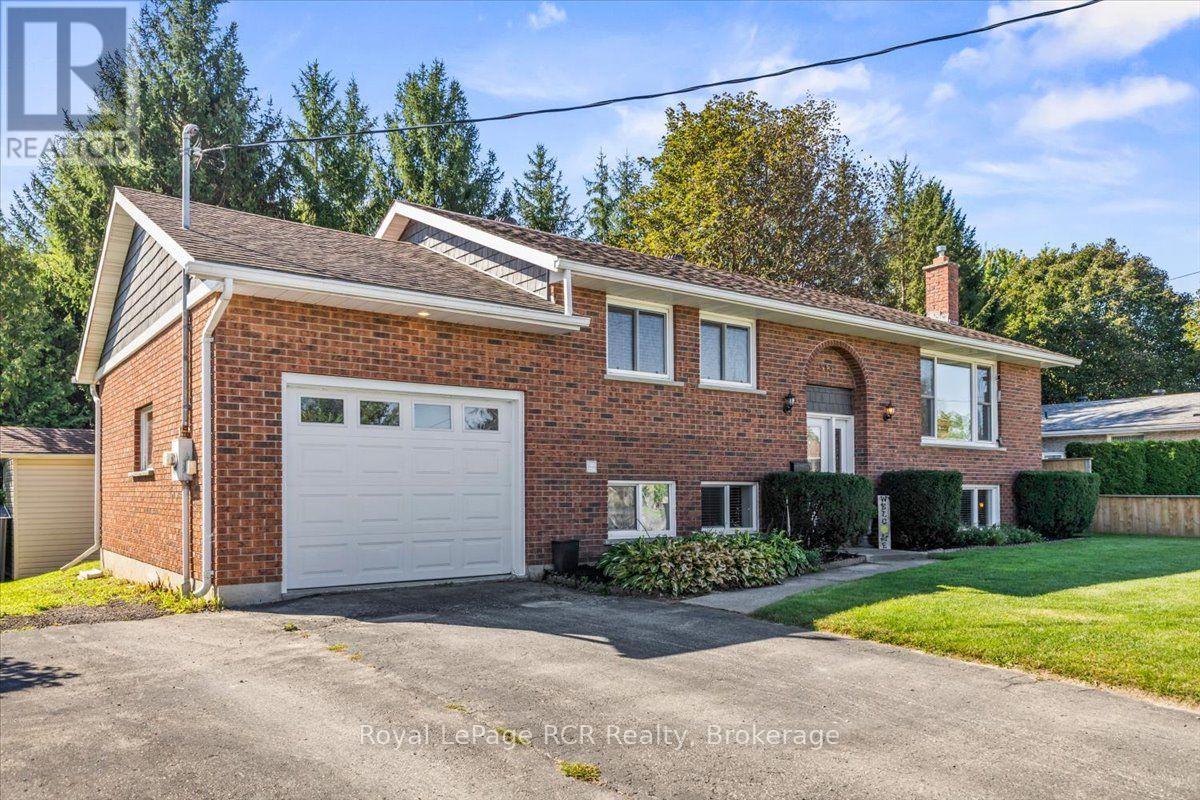 513 6th Street, Hanover, Ontario  N4N 3E2 - Photo 2 - X13818516