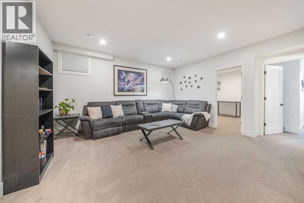 92 Walcrest View SE, Calgary, Alberta  T2X 4G3 - Photo 35 - A2340609