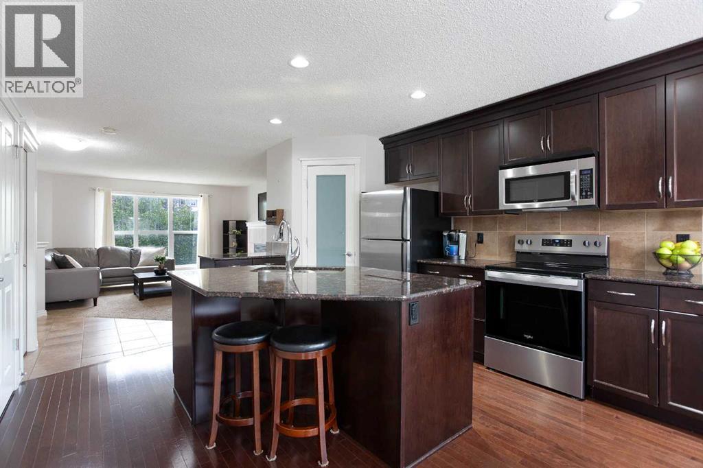 163 Cranford Crescent SE photo 7