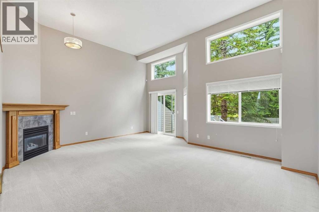 22 Lincoln Green SW, Calgary, Alberta  T3R 7G6 - Photo 3 - A2343763