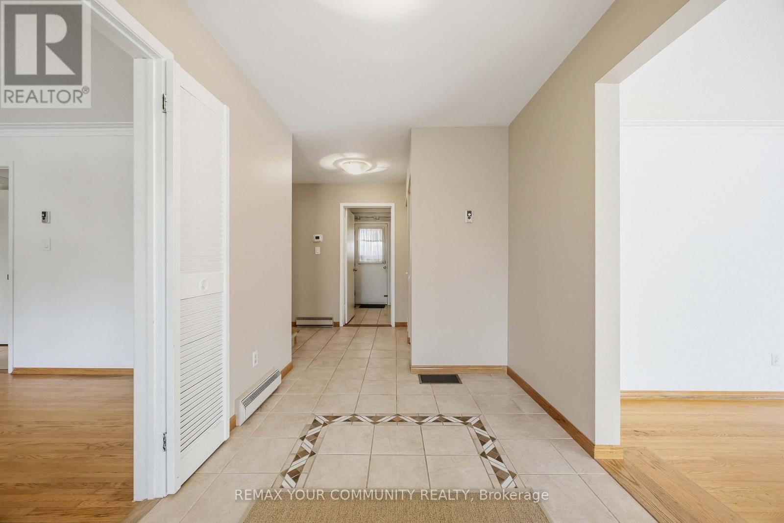 588 Huntingwood Drive, Toronto, Ontario  M1W 1G8 - Photo 10 - E13818660