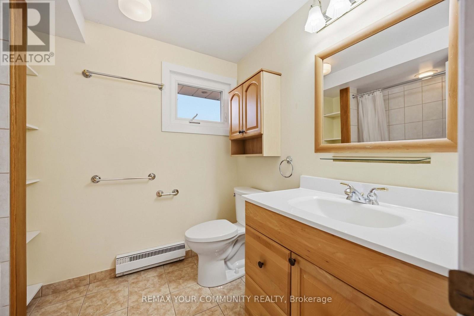 588 Huntingwood Drive, Toronto, Ontario  M1W 1G8 - Photo 28 - E13818660