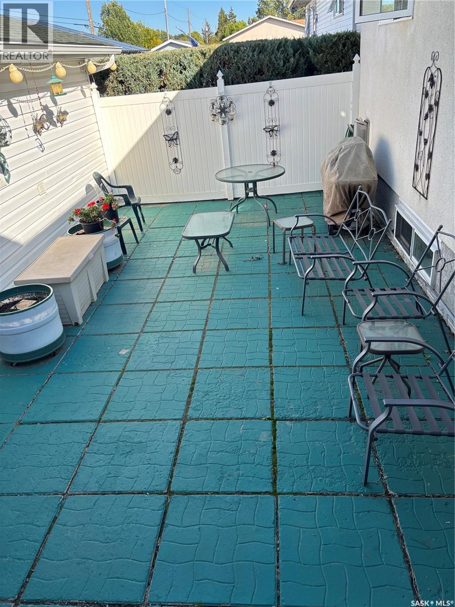 1546 Athabasca Street W, Moose Jaw, Saskatchewan  S6H 7K4 - Photo 52 - SK049149
