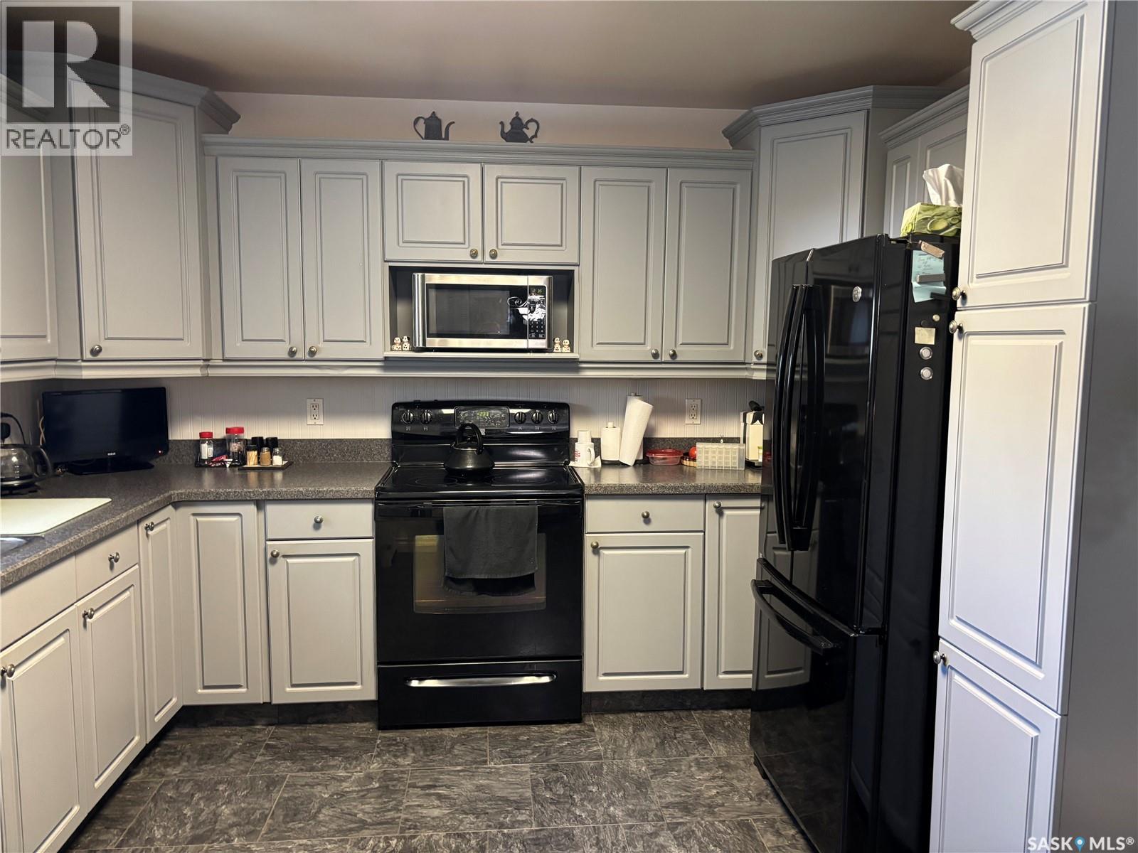 1546 Athabasca Street W, Moose Jaw, Saskatchewan  S6H 7K4 - Photo 8 - SK049149