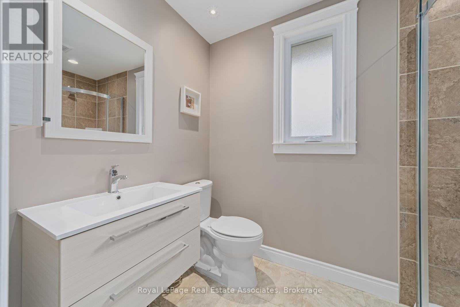 132 Elmore Drive, Halton Hills, Ontario  L7J 1T2 - Photo 22 - W13818338