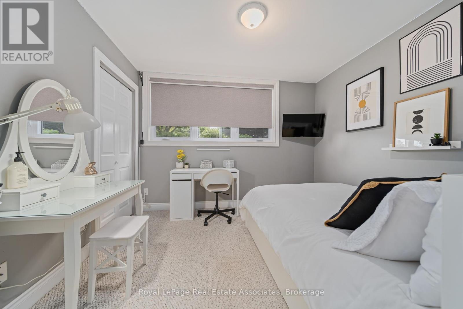 132 Elmore Drive, Halton Hills, Ontario  L7J 1T2 - Photo 24 - W13818338