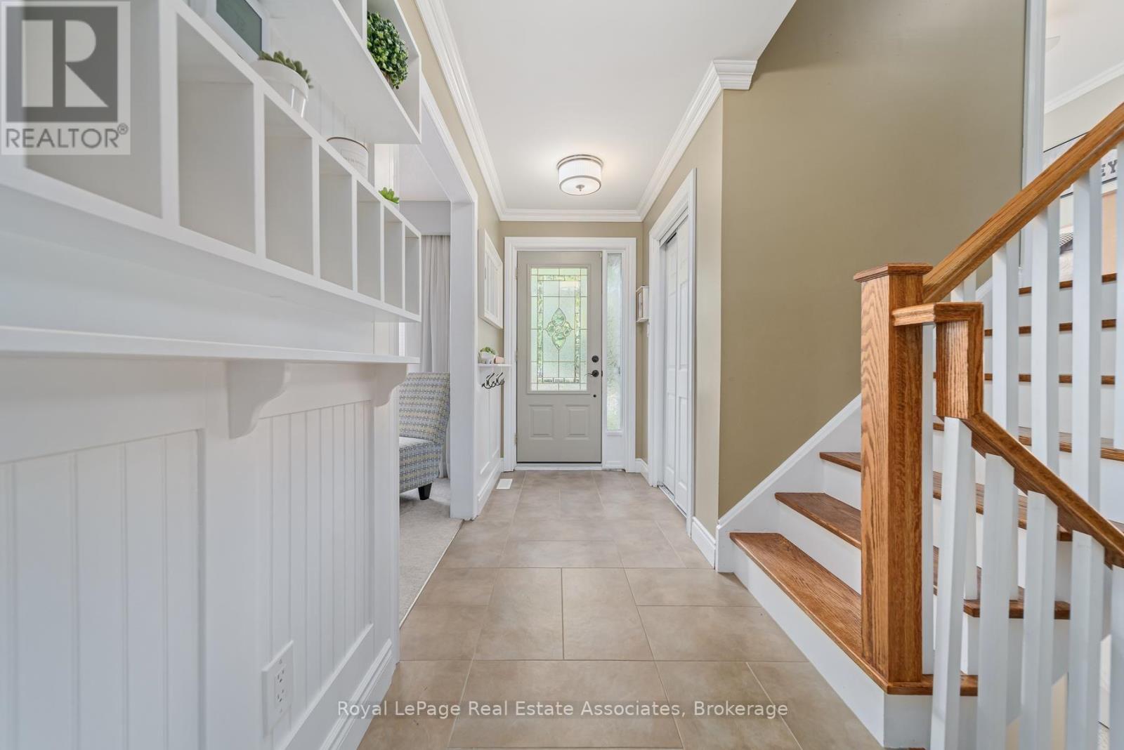 132 Elmore Drive, Halton Hills, Ontario  L7J 1T2 - Photo 8 - W13818338