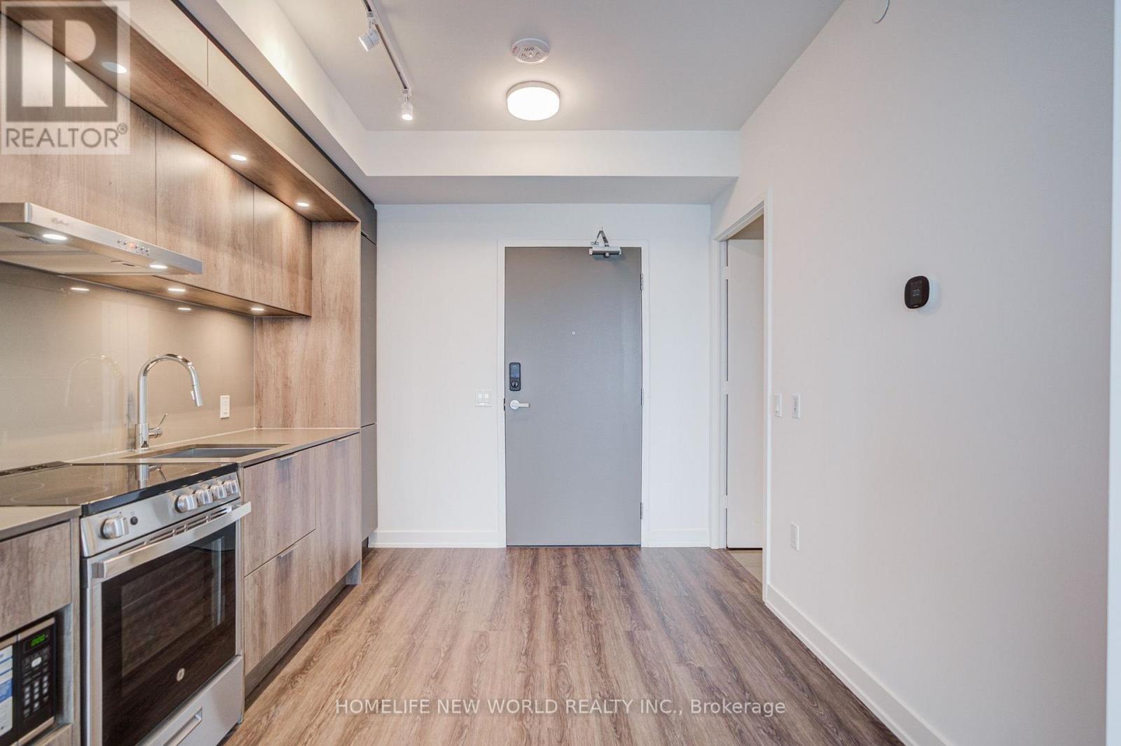 7203 - 448 Burnhamthorpe Road W, Mississauga, Ontario  L5B 0R4 - Photo 11 - W13818348