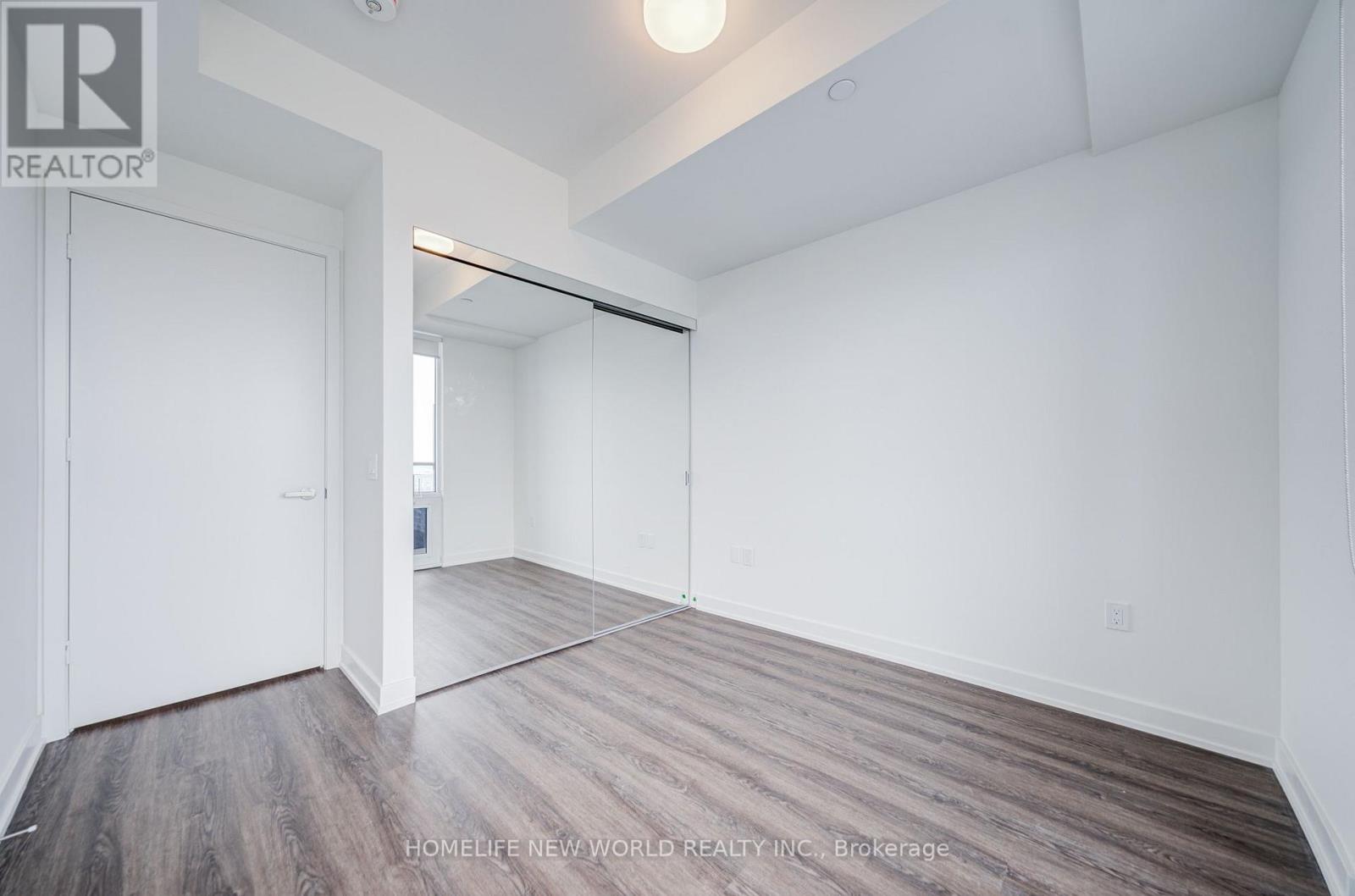 7203 - 448 Burnhamthorpe Road W, Mississauga, Ontario  L5B 0R4 - Photo 18 - W13818348
