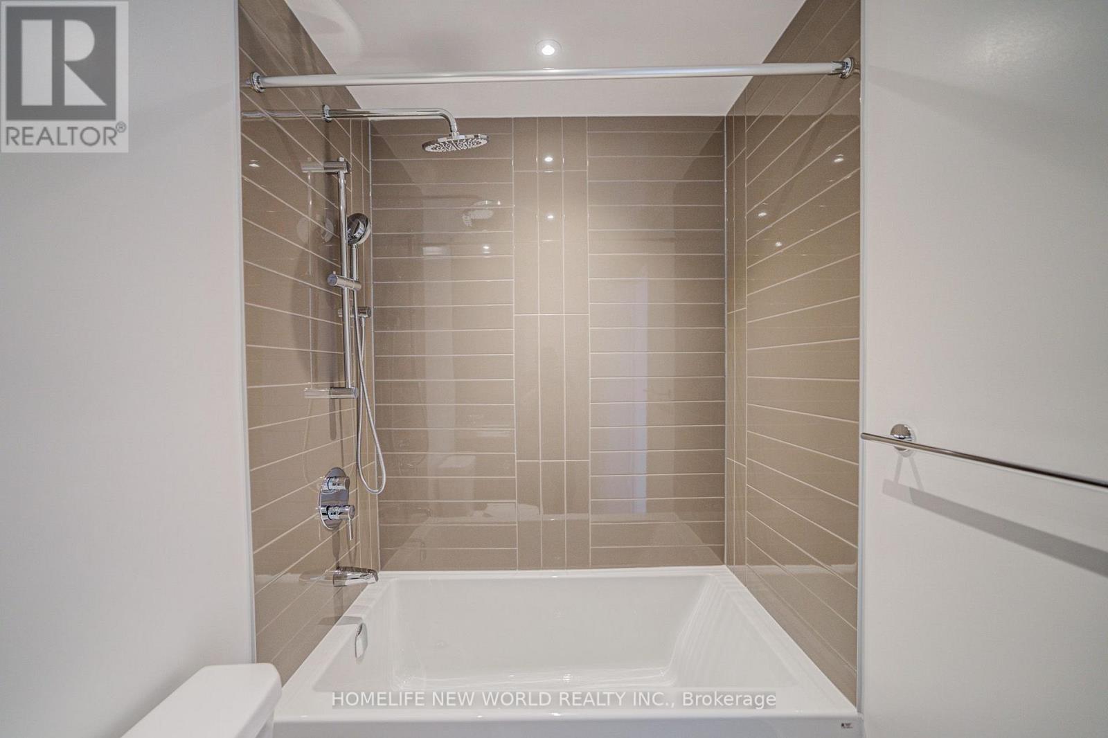 7203 - 448 Burnhamthorpe Road W, Mississauga, Ontario  L5B 0R4 - Photo 20 - W13818348
