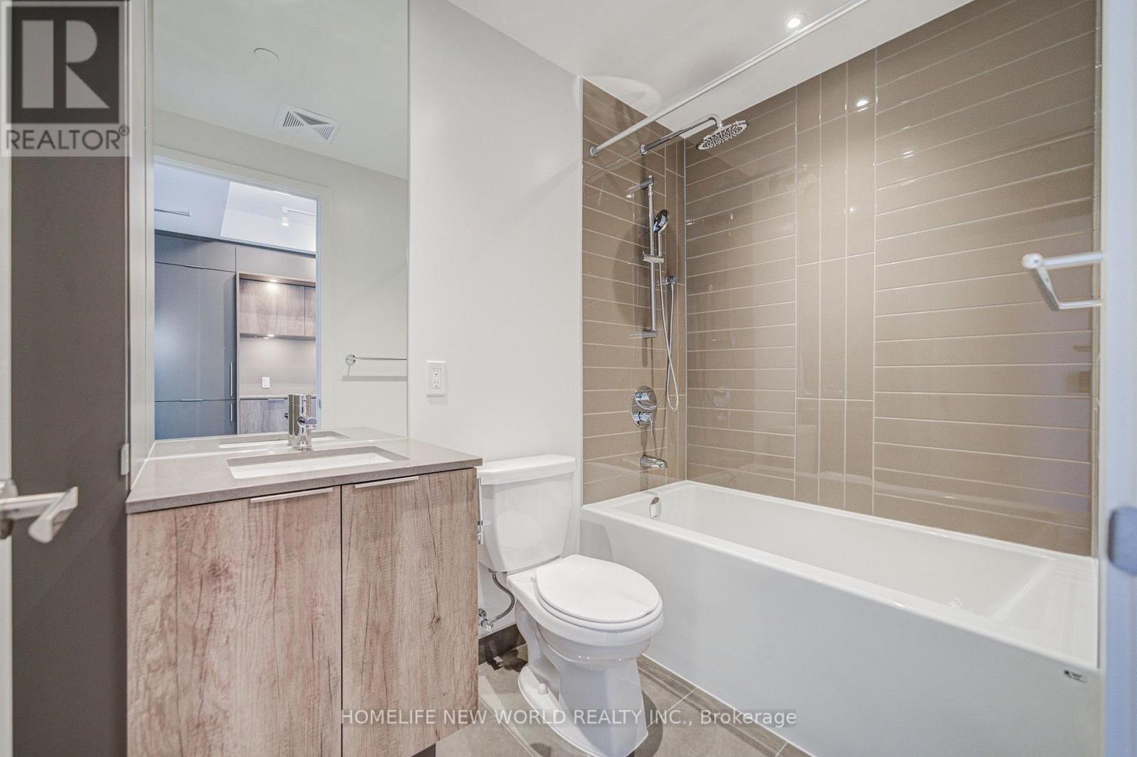 7203 - 448 Burnhamthorpe Road W, Mississauga, Ontario  L5B 0R4 - Photo 21 - W13818348