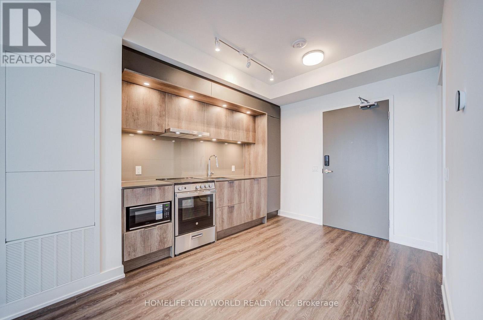6103 - 448 Burnhamthorpe Road W, Mississauga, Ontario  L5B 0R4 - Photo 11 - W13818366