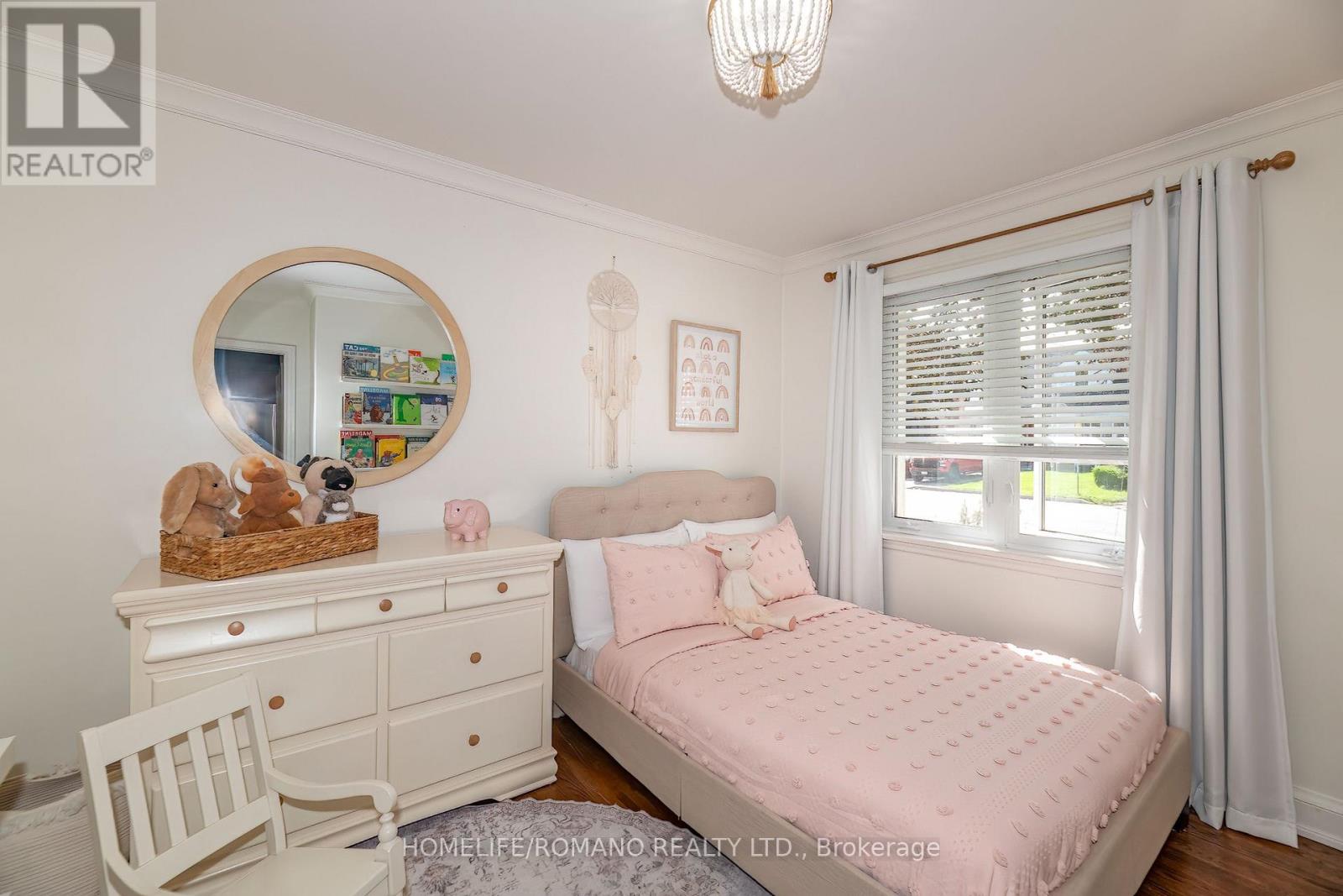 45 Riverview Heights, Toronto, Ontario  M9P 2N3 - Photo 11 - W13818474