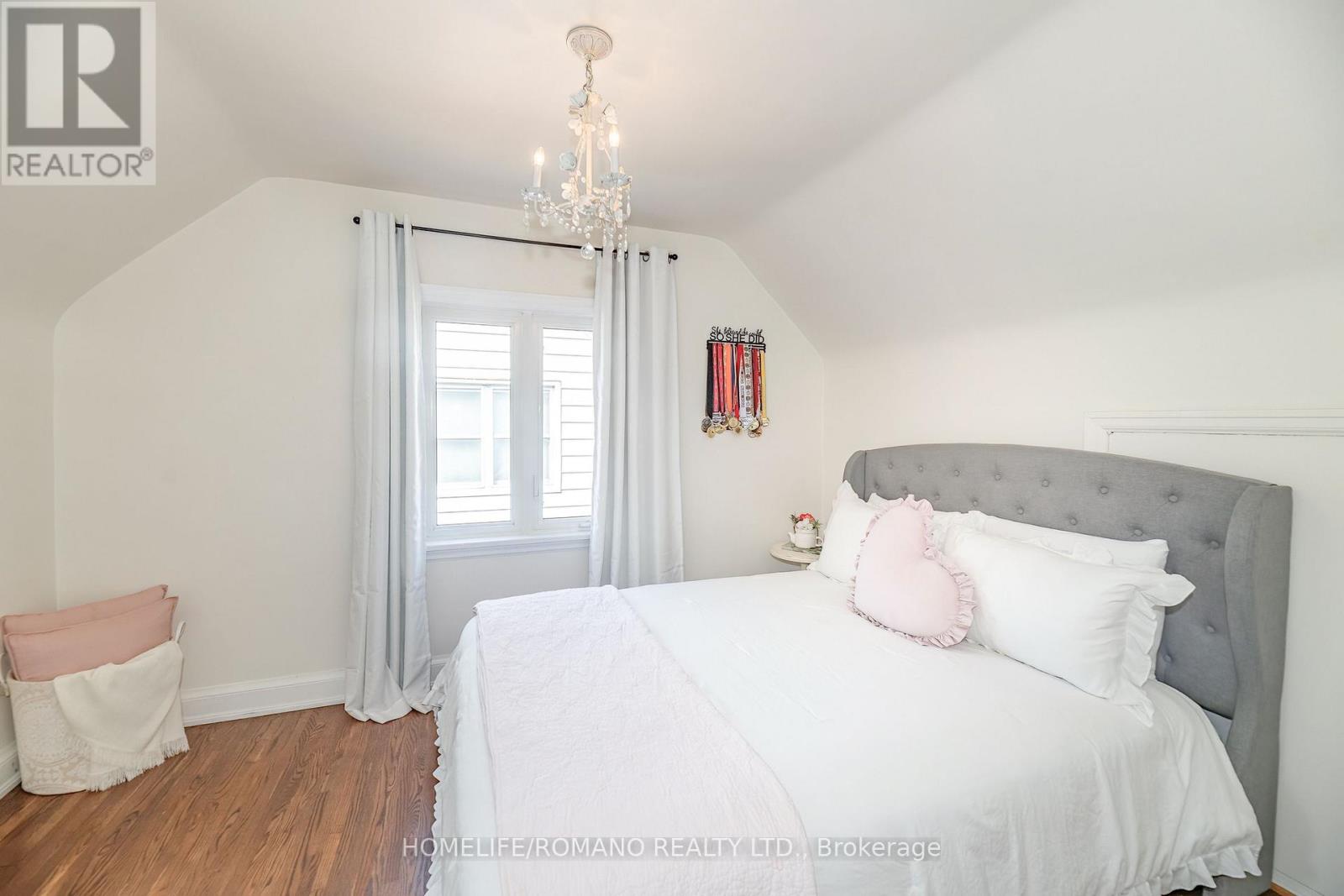 45 Riverview Heights, Toronto, Ontario  M9P 2N3 - Photo 14 - W13818474