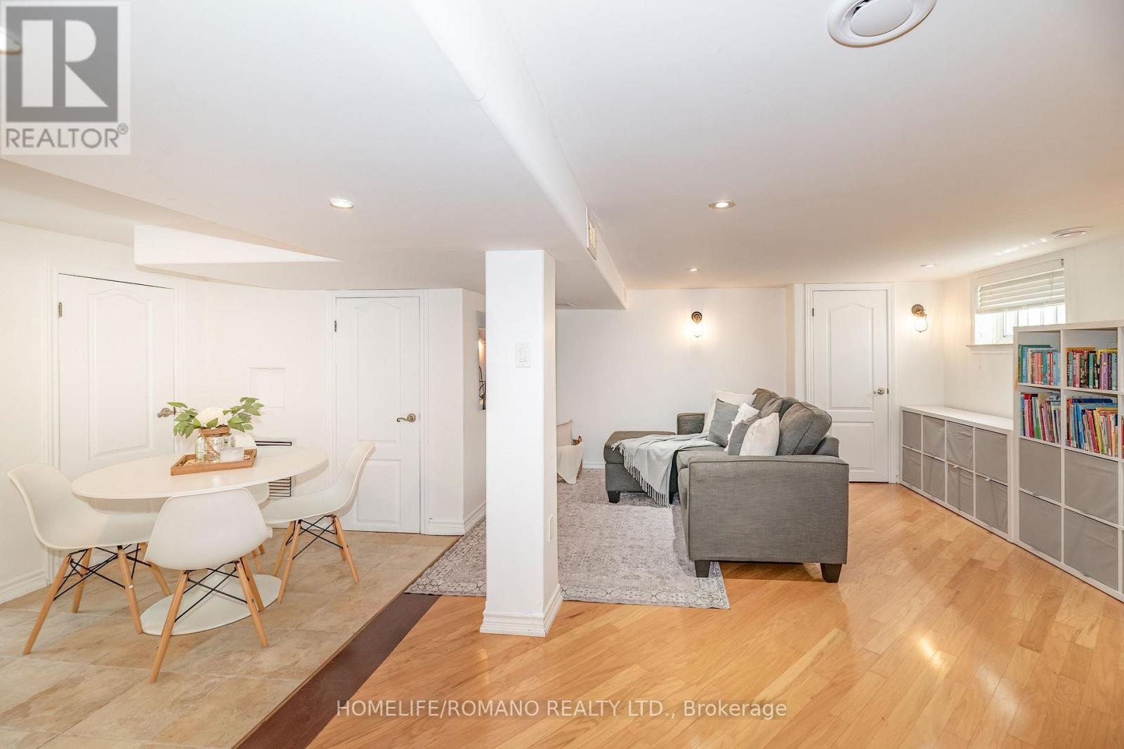 45 Riverview Heights, Toronto, Ontario  M9P 2N3 - Photo 17 - W13818474