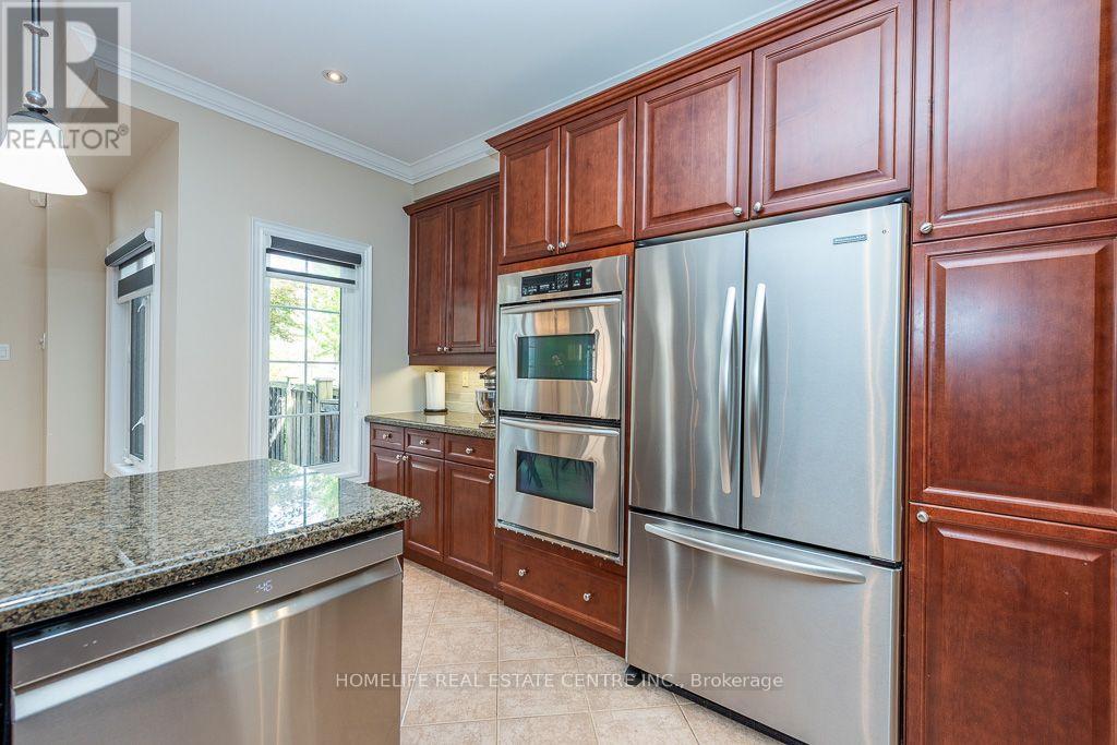 26 Imperial Lakes Drive, Brampton, Ontario L6P 2V3 - Photo 13 - W13818560