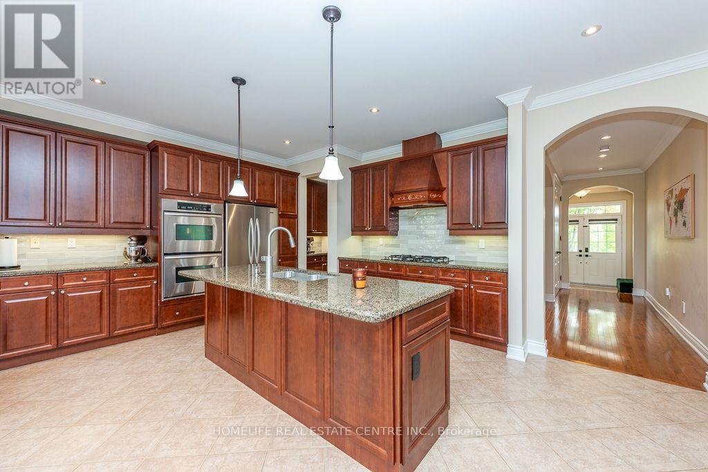 26 Imperial Lakes Drive, Brampton, Ontario L6P 2V3 - Photo 15 - W13818560