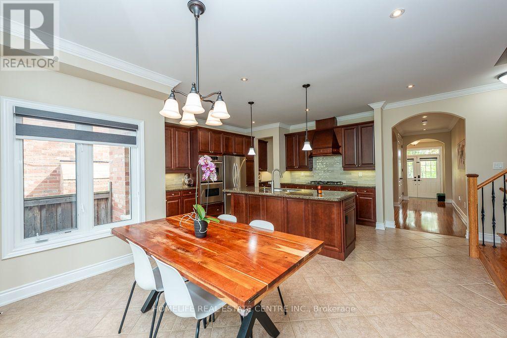 26 Imperial Lakes Drive, Brampton, Ontario L6P 2V3 - Photo 18 - W13818560