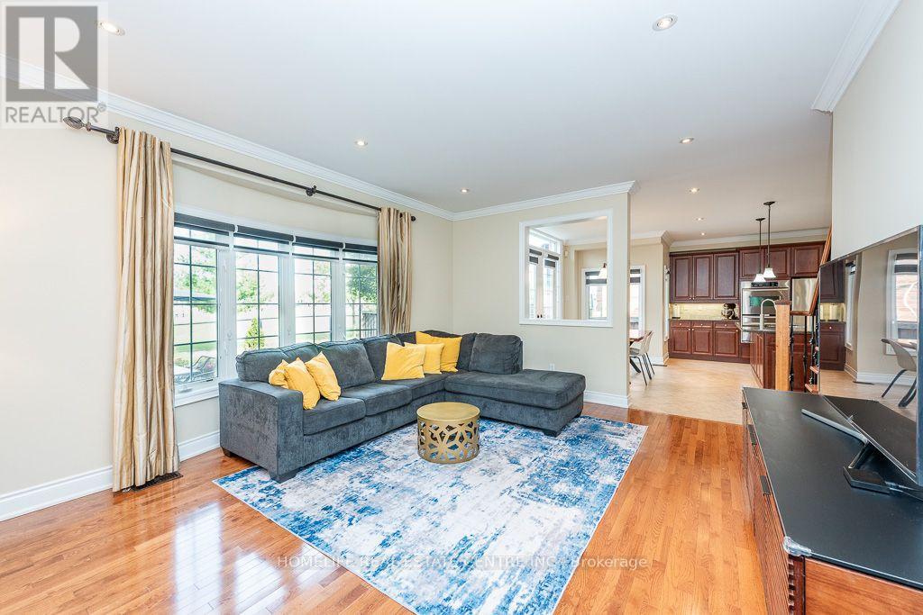 26 Imperial Lakes Drive, Brampton, Ontario L6P 2V3 - Photo 21 - W13818560
