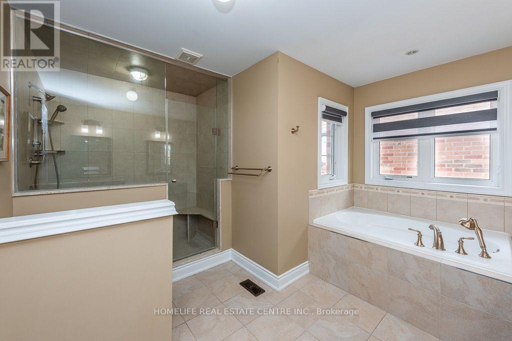 26 Imperial Lakes Drive, Brampton, Ontario L6P 2V3 - Photo 29 - W13818560