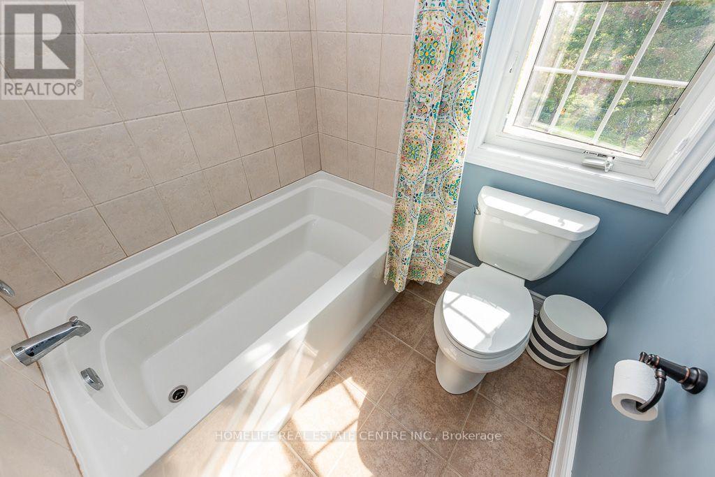 26 Imperial Lakes Drive, Brampton, Ontario L6P 2V3 - Photo 39 - W13818560