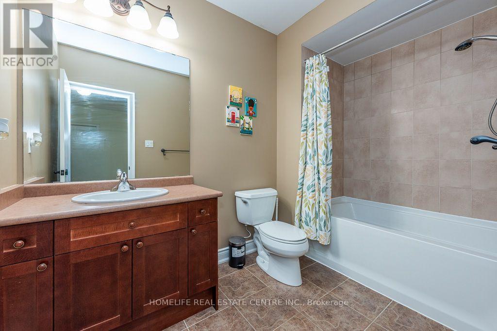 26 Imperial Lakes Drive, Brampton, Ontario L6P 2V3 - Photo 45 - W13818560