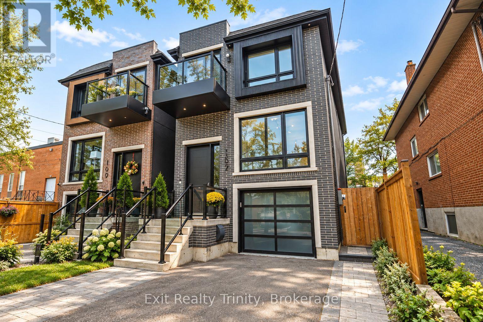 152 SHELDON AVENUE, Toronto, Ontario