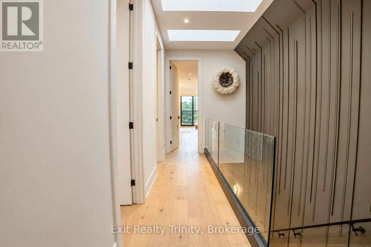 152 Sheldon Avenue, Toronto, Ontario  M8W 4L6 - Photo 24 - W13818670
